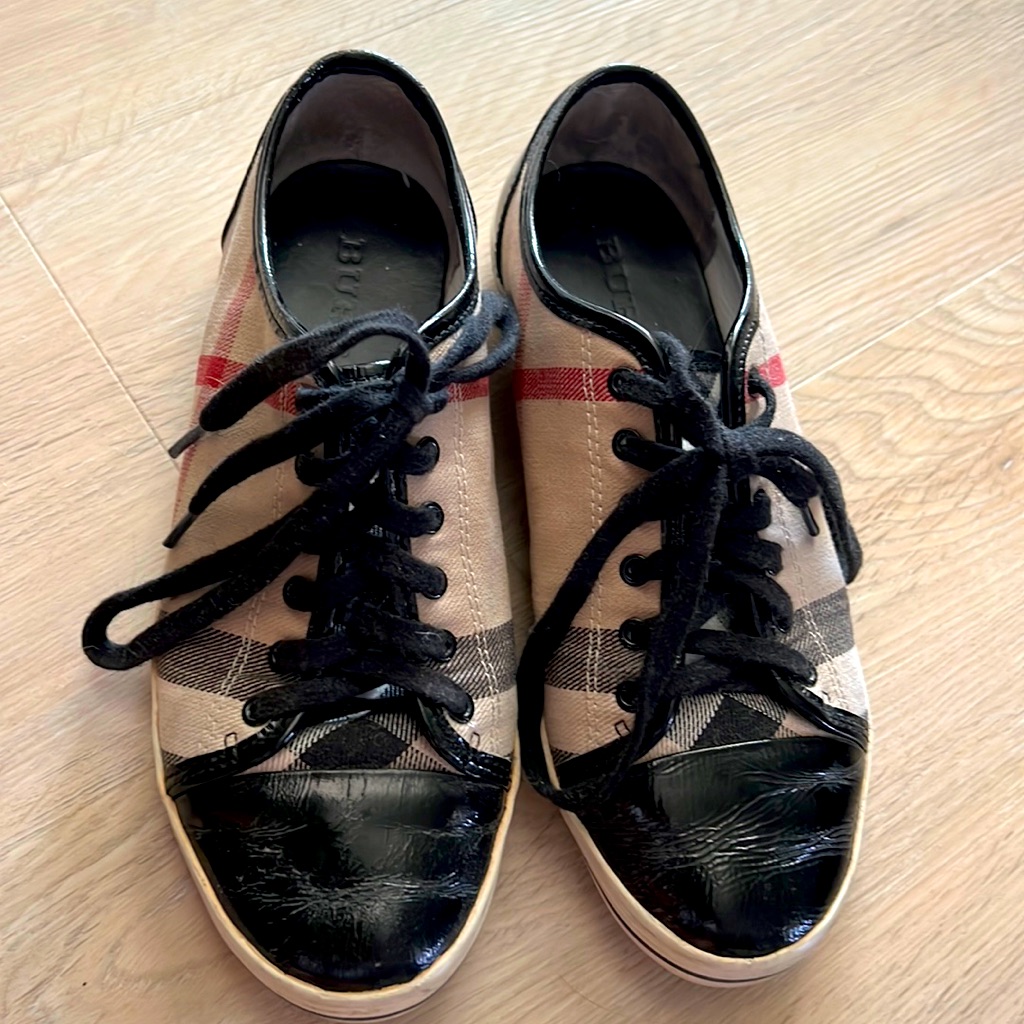 Burberry Sneakers Previously Enjoyed